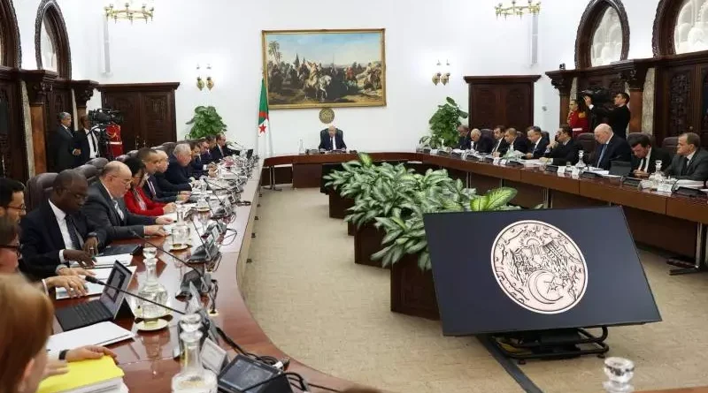 تحقيق في الحرائق، رفع للأجور والمنحة، وانطلاقة اقتصادية جديدة من الجنوب