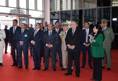 رئيس الجمهورية يزور عدة أجنحة لمؤسسات جزائرية وأجنبية مشاركة في معرض الجزائر الدولي