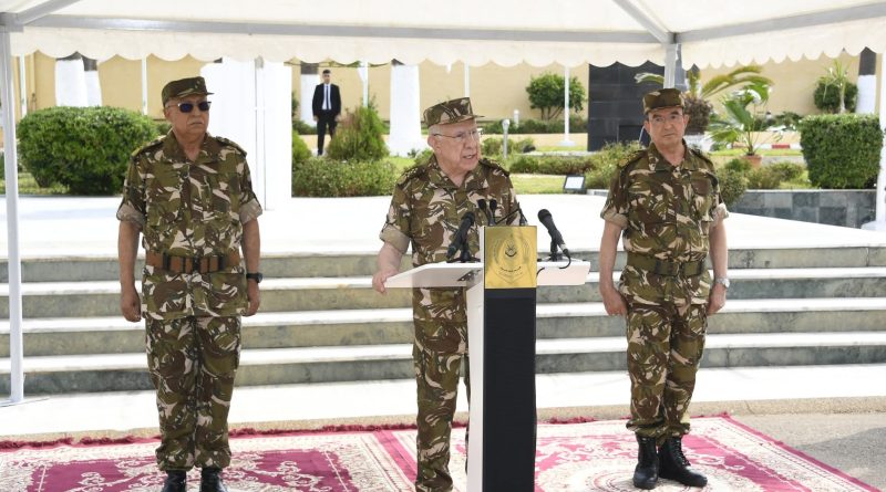 الفريق أول السعيد شنقريحة يشرف على تنصيب المدير الجديد للمدرسة العليا الحربية