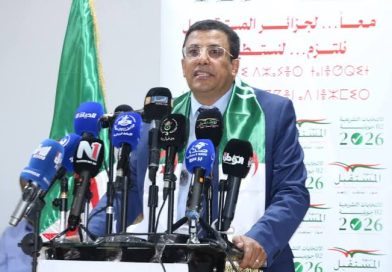 تشريعيات 2 يوليو بوطبيق يؤكد من وهران على أهمية العمل على تعزيز بيئة الاستثمار