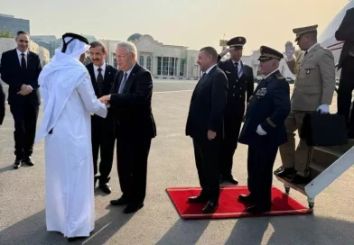 رئيس مجلس الأمة يحل بالدوحة لتقديم واجب العزاء في وفاة الأمير حمد بن خليفة آل ثاني
