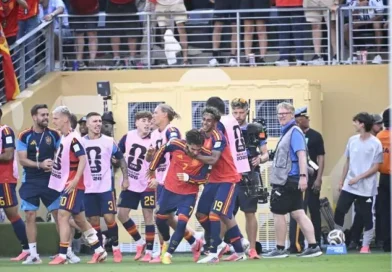 إسبانيا تتوّج بكأس العالم للمرة الثانية إسبانيا تتوّج بكأس العالم للمرة الثانية