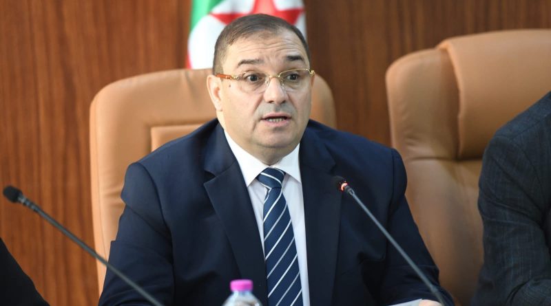 وزير العدل يقوم بزيارة عمل وتفقد لولاية وهران