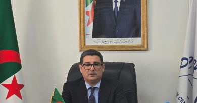 وزير الصحة ينصب كمال زراري مديرا عاما للصيدلية المركزية للمستشفيات