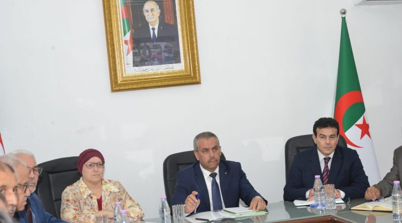 جولات مباشرة على تيكتوك في الاقسام تجر أصحابها إلى المجلس التأديبي