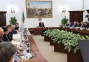 رئيس الجمهورية  يأمر بإدراج زيادات الأجور في قانون مالية 2027 واستكمال خط السكة إلى تمنغست نهاية 2028