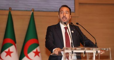 كمال مولى مرحلة ما بعد كوفيد-19 أطلقت تحولا هيكليا عميقا في الاقتصاد الجزائر