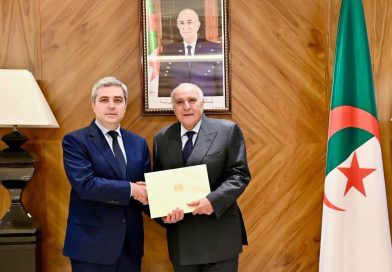أحمد عطاف يتسلّم أوراق اعتماد السفير الجديد لجورجيا لدى الجزائر أحمد عطاف يتسلّم أوراق اعتماد السفير الجديد لجورجيا لدى الجزائر